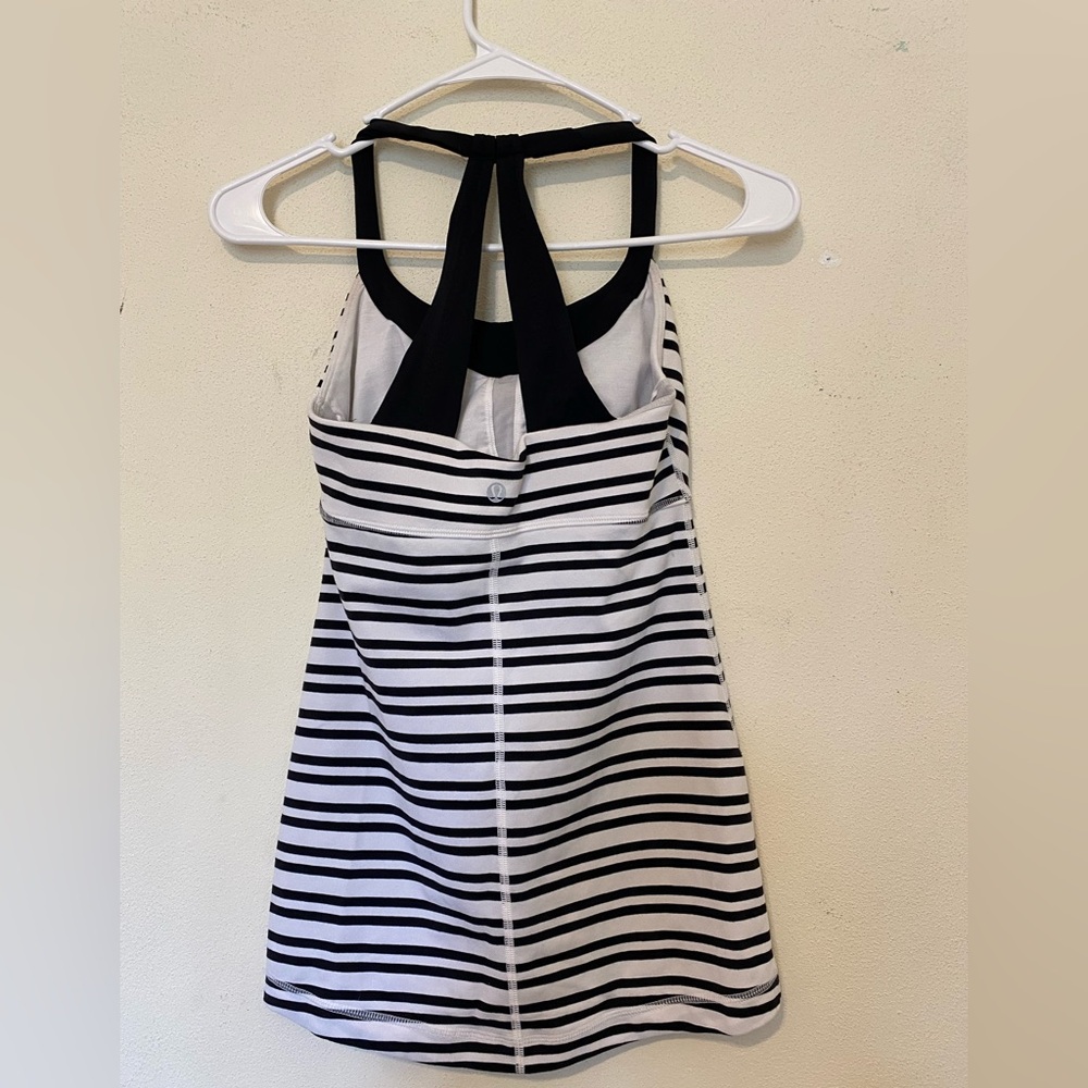 Lululemon Tank - Picture 4 of 5